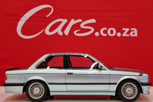 BMW 333i (E30) (SentiMETAL 1/18 scale Exclusive) - Aero Silver